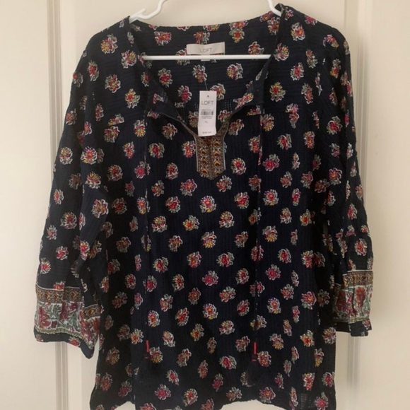 Tops - NWT Loft Top Size XL